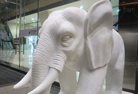 汉白玉大象石雕（1米2）案例